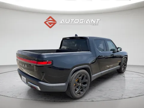 More photos of 2023 Rivian R1T Adventure at AutoGiant USA Fishers, IN