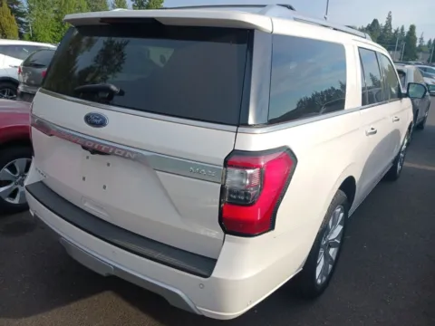 More photos of 2019 Ford Expedition Max Platinum at AutoGiant USA Fishers, IN
