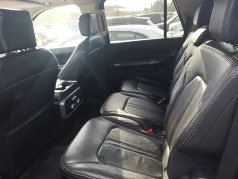 More photos of 2019 Ford Expedition Max Platinum at AutoGiant USA Fishers, IN
