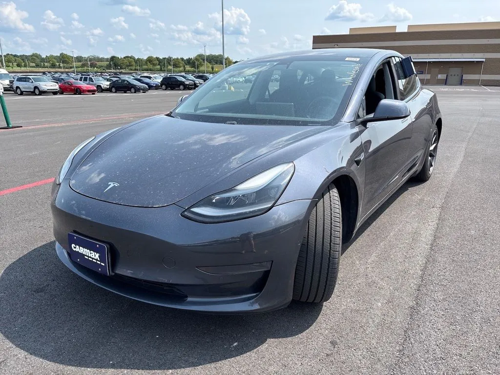 Silver 2021 Tesla Model 3 Standard Range Plus for sale in Fishers, IN