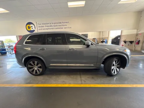 More photos of 2020 Volvo XC90 T6 Inscription at AutoGiant USA Fishers, IN