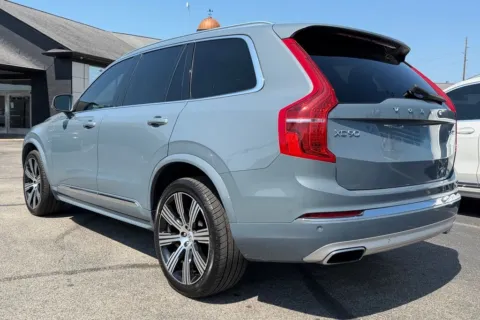 More photos of 2020 Volvo XC90 T6 Inscription at AutoGiant USA Fishers, IN