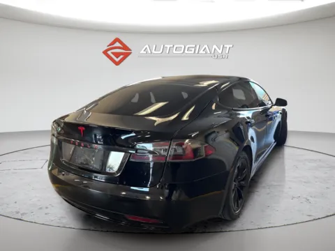 More photos of 2018 Tesla Model S 75D at AutoGiant USA Fishers, IN
