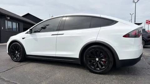 More photos of 2018 Tesla Model X 100D at AutoGiant USA Fishers, IN