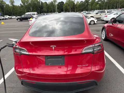 More photos of 2023 Tesla Model Y Long Range at AutoGiant USA Fishers, IN