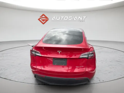 More photos of 2023 Tesla Model Y Long Range at AutoGiant USA Fishers, IN