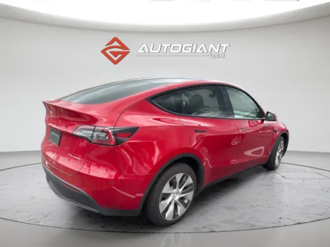 More photos of 2023 Tesla Model Y Long Range at AutoGiant USA Fishers, IN
