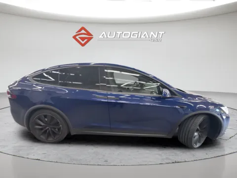 More photos of 2018 Tesla Model X 100D at AutoGiant USA Fishers, IN