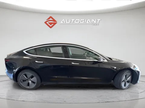 More photos of 2018 Tesla Model 3 Mid Range at AutoGiant USA Fishers, IN