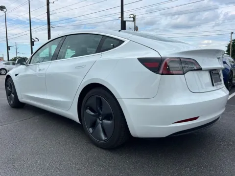 More photos of 2020 Tesla Model 3 Standard Range Plus at AutoGiant USA Fishers, IN