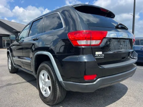 More photos of 2012 Jeep Grand Cherokee Laredo at AutoGiant USA Fishers, IN