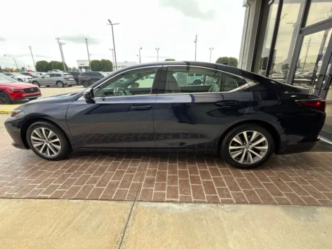 Photos of 2021 Lexus ES 350 for sale in Fishers, IN at AutoGiant USA Fishers