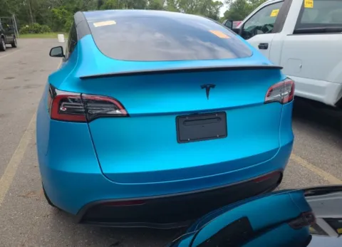 More photos of 2022 Tesla Model Y Performance at AutoGiant USA Fishers, IN