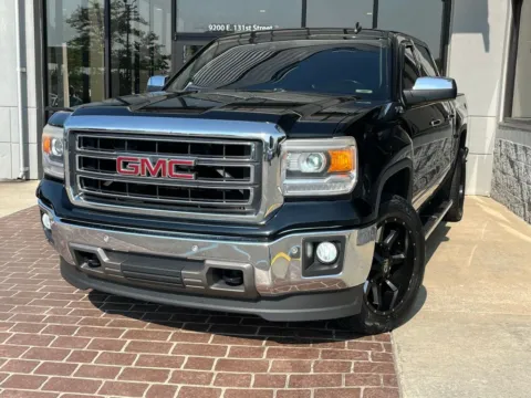Black 2014 GMC Sierra 1500 SLT for sale in Fishers, IN