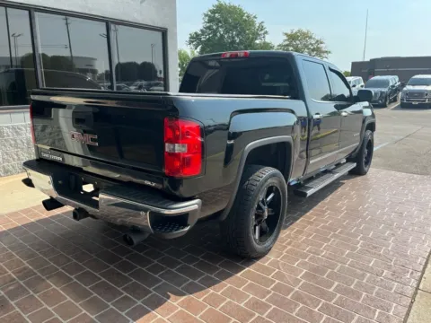 More photos of 2014 GMC Sierra 1500 SLT at AutoGiant USA Fishers, IN