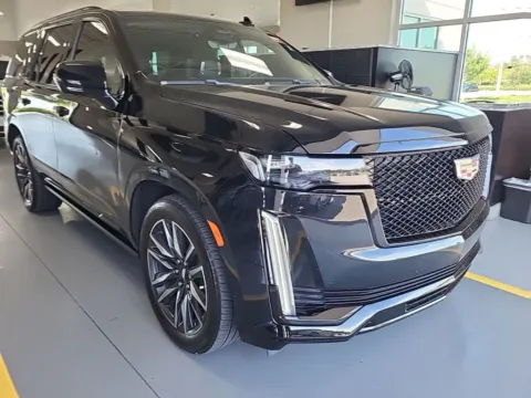 More photos of 2021 Cadillac Escalade Sport at AutoGiant USA Fishers, IN