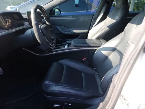 More photos of 2021 Tesla Model S Plaid at AutoGiant USA Fishers, IN