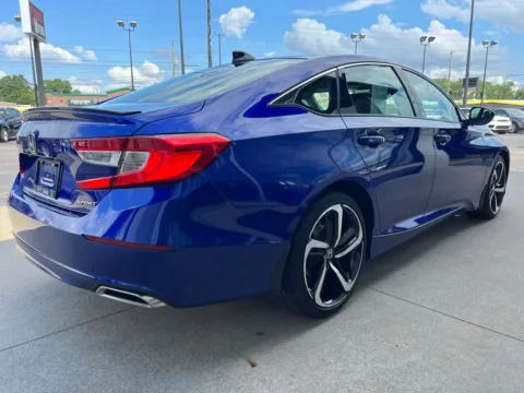 More photos of 2022 Honda Accord Sport at AutoGiant USA Fishers, IN