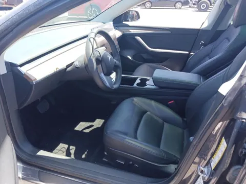 More photos of 2023 Tesla Model 3 at AutoGiant USA Fishers, IN