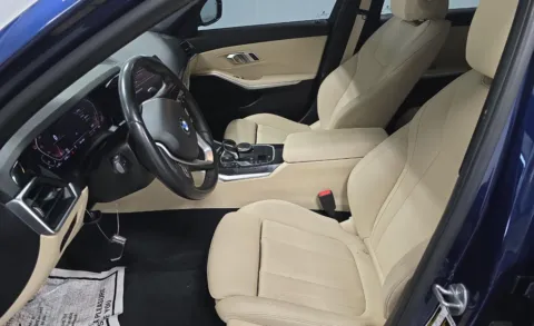 More photos of 2020 BMW 3 Series 330i xDrive at AutoGiant USA Fishers, IN