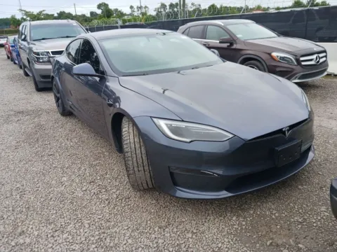 Photos of 2022 Tesla Model S Plaid for sale in Fishers, IN at AutoGiant USA Fishers
