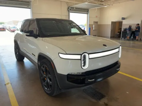 Photos of 2022 Rivian R1S Adventure for sale in Fishers, IN at AutoGiant USA Fishers
