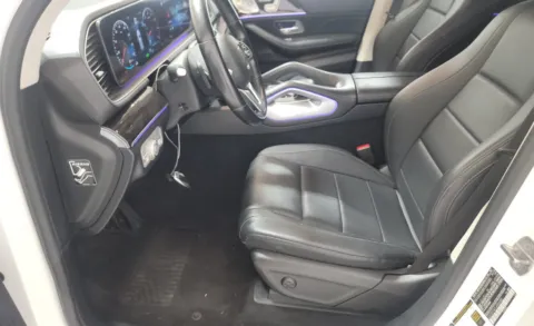 More photos of 2020 Mercedes-Benz GLE 450 at AutoGiant USA Fishers, IN