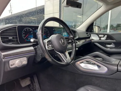 Photos of 2020 Mercedes-Benz GLE 450 for sale in Fishers, IN at AutoGiant USA Fishers