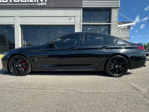 More photos of 2021 BMW 5 Series M550i xDrive at AutoGiant USA Fishers, IN