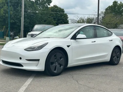 More photos of 2021 Tesla Model 3 Standard Range Plus at AutoGiant USA Fishers, IN