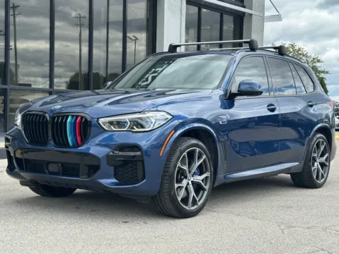 More photos of 2022 BMW X5 xDrive45e at AutoGiant USA Fishers, IN