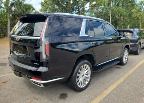 More photos of 2021 Cadillac Escalade Premium Luxury at AutoGiant USA Fishers, IN