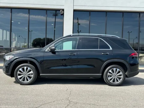 More photos of 2020 Mercedes-Benz GLE 350 at AutoGiant USA Fishers, IN
