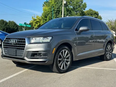 More photos of 2017 Audi Q7 3.0T Premium Plus at AutoGiant USA Fishers, IN
