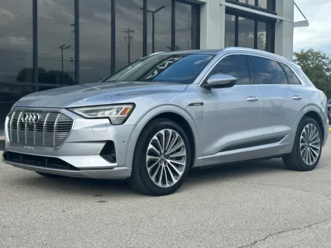 More photos of 2019 Audi e-tron Prestige at AutoGiant USA Fishers, IN