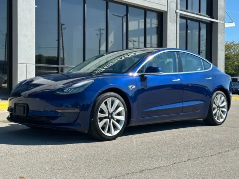 More photos of 2018 Tesla Model 3 Long Range at AutoGiant USA Fishers, IN