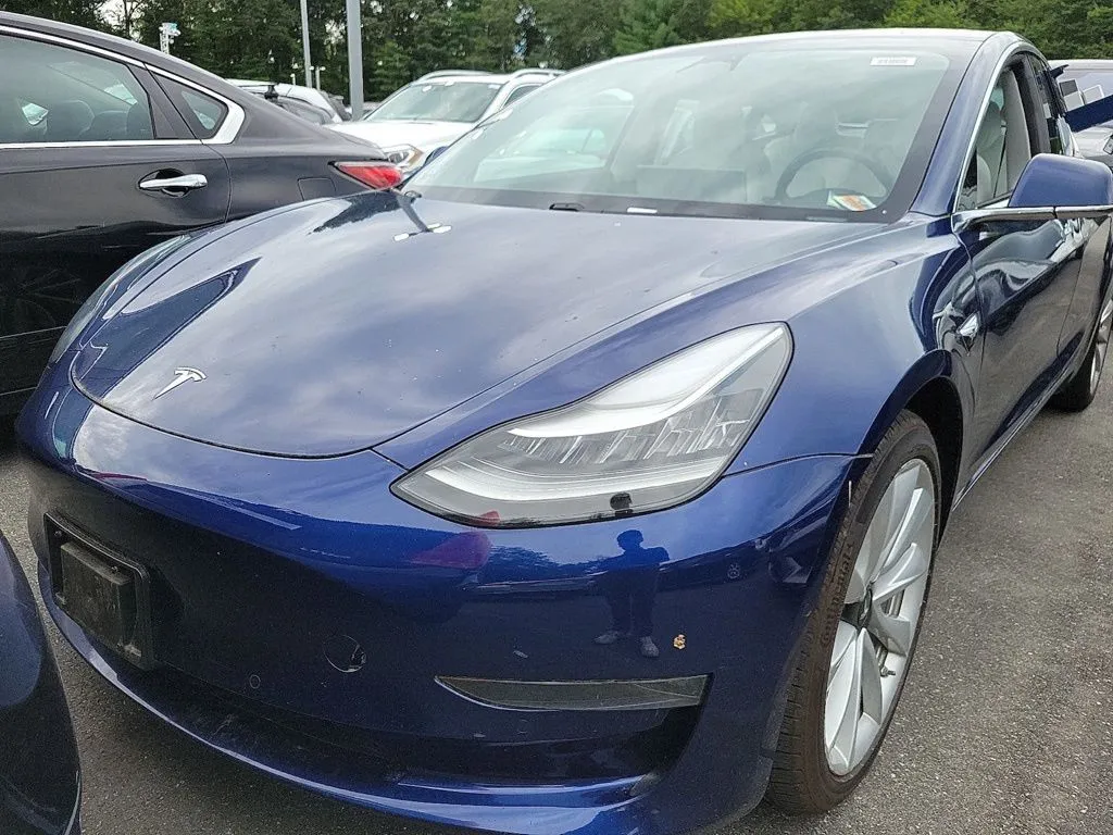 Blue 2018 Tesla Model 3 Long Range for sale in Fishers, IN