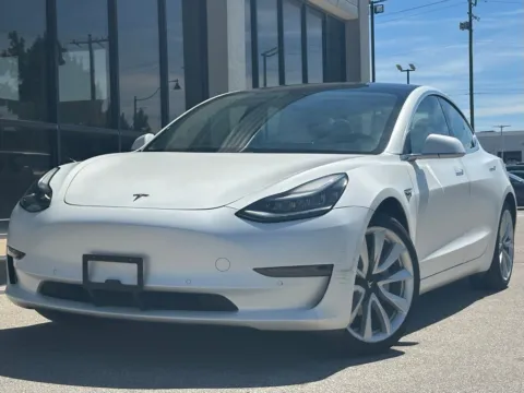 White 2020 Tesla Model 3 Standard Range Plus for sale in Fishers, IN