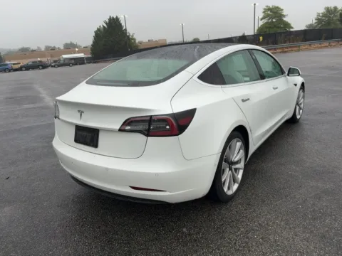 More photos of 2020 Tesla Model 3 Standard Range Plus at AutoGiant USA Fishers, IN