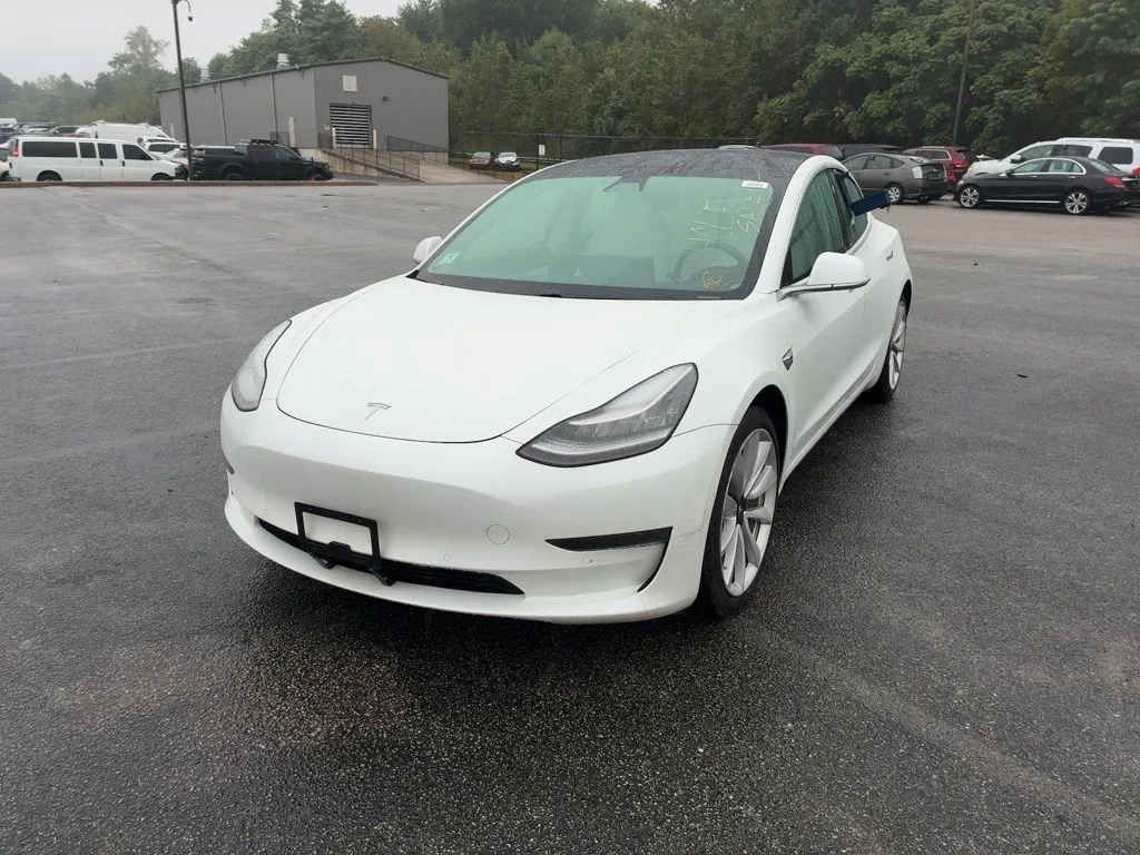 White 2020 Tesla Model 3 Standard Range Plus for sale in Fishers, IN