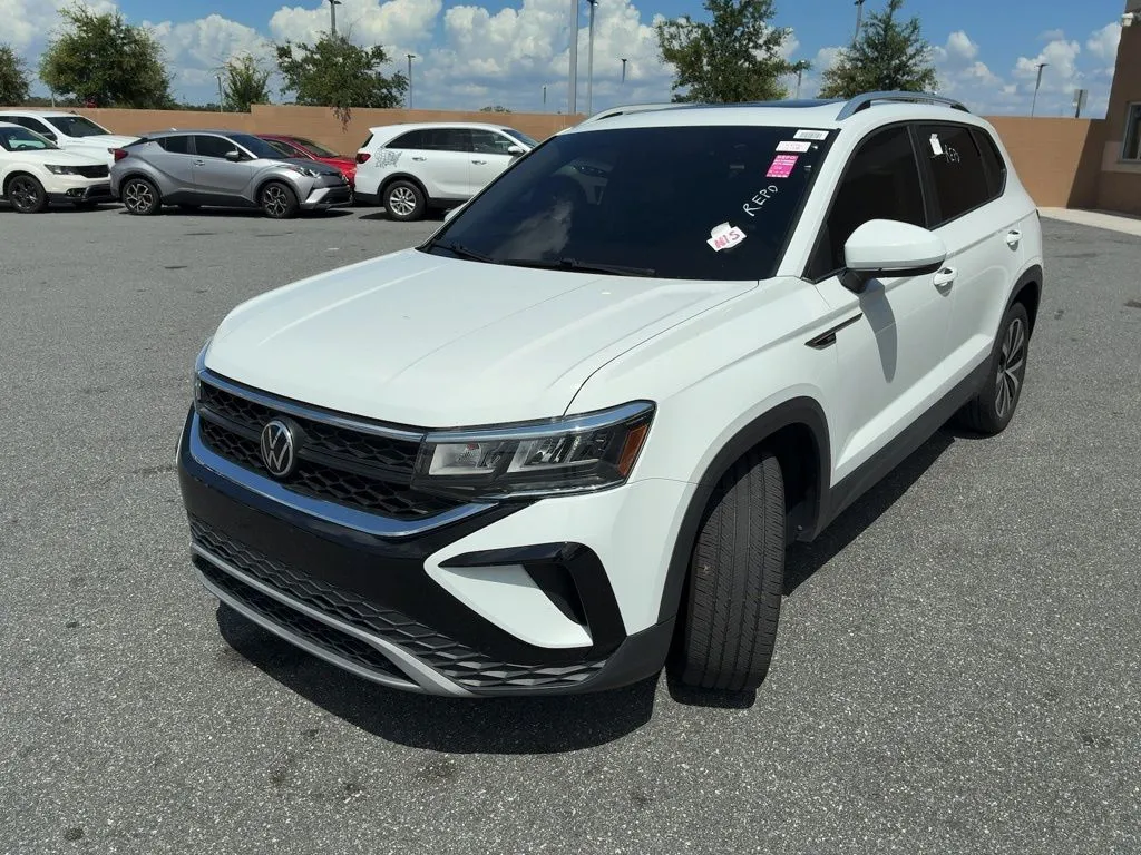 White 2022 Volkswagen Taos 1.5T SE for sale in Fishers, IN