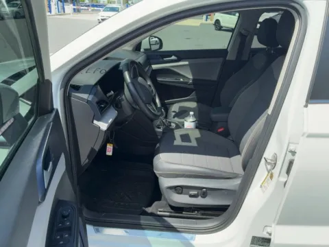 More photos of 2022 Volkswagen Taos 1.5T SE at AutoGiant USA Fishers, IN