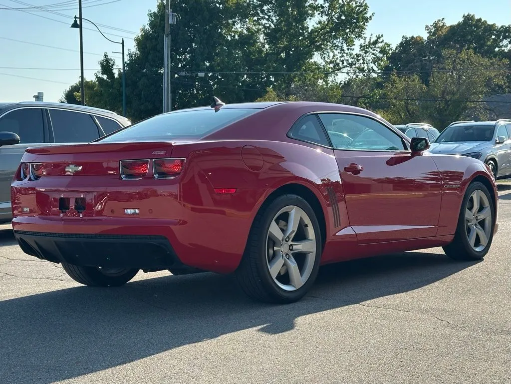 2010 Chevrolet Camaro SS photo 4