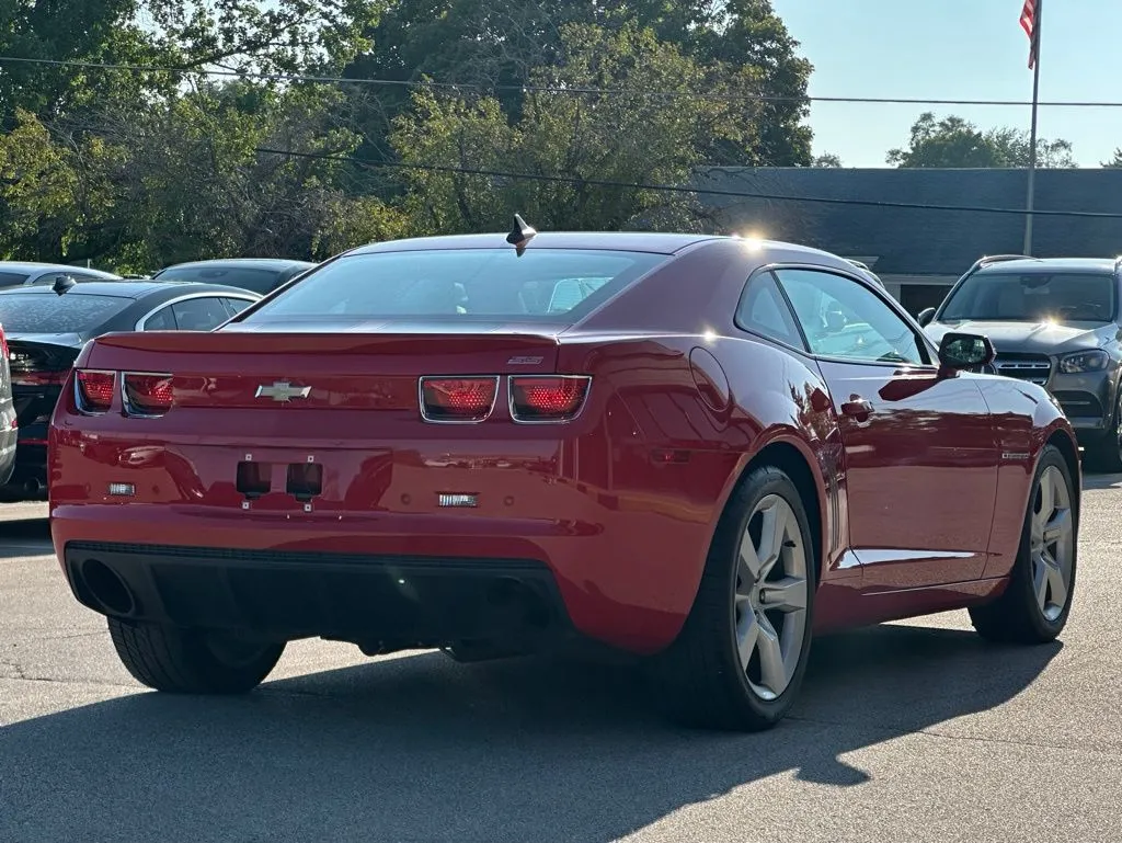 2010 Chevrolet Camaro SS photo 37