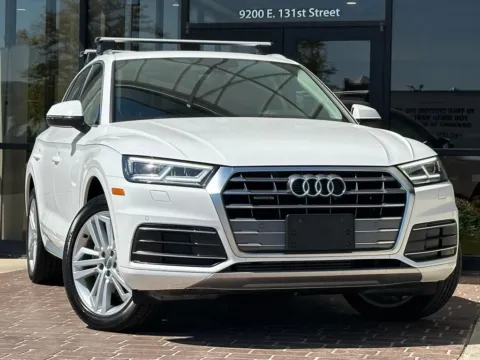 White 2019 Audi Q5 2.0T Premium Plus for sale in Fishers, IN