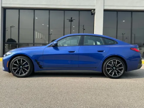 More photos of 2022 BMW i4 eDrive40 at AutoGiant USA Fishers, IN