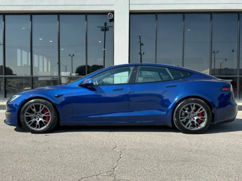 More photos of 2023 Tesla Model S Plaid at AutoGiant USA Fishers, IN