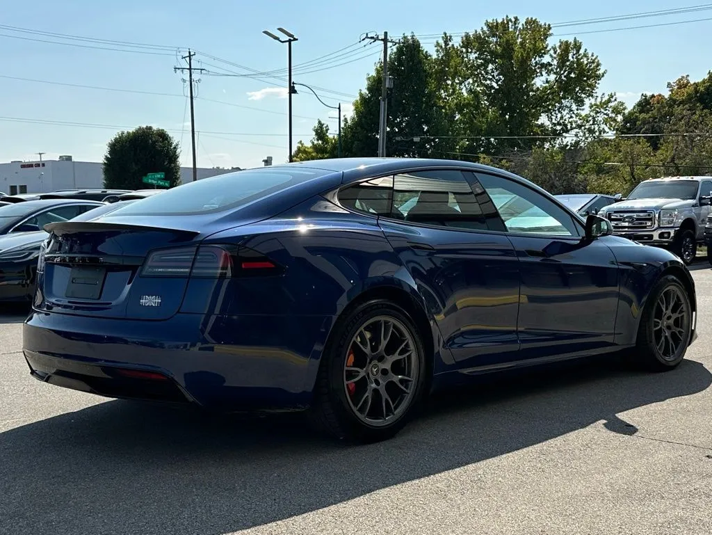 2023 Tesla Model S Plaid photo 4