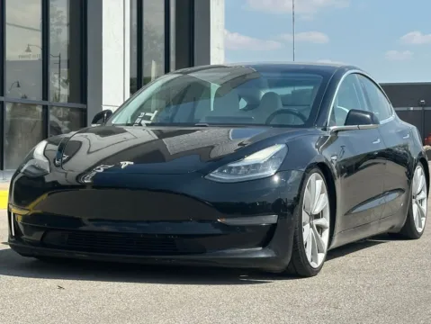 More photos of 2019 Tesla Model 3 Performance at AutoGiant USA Fishers, IN