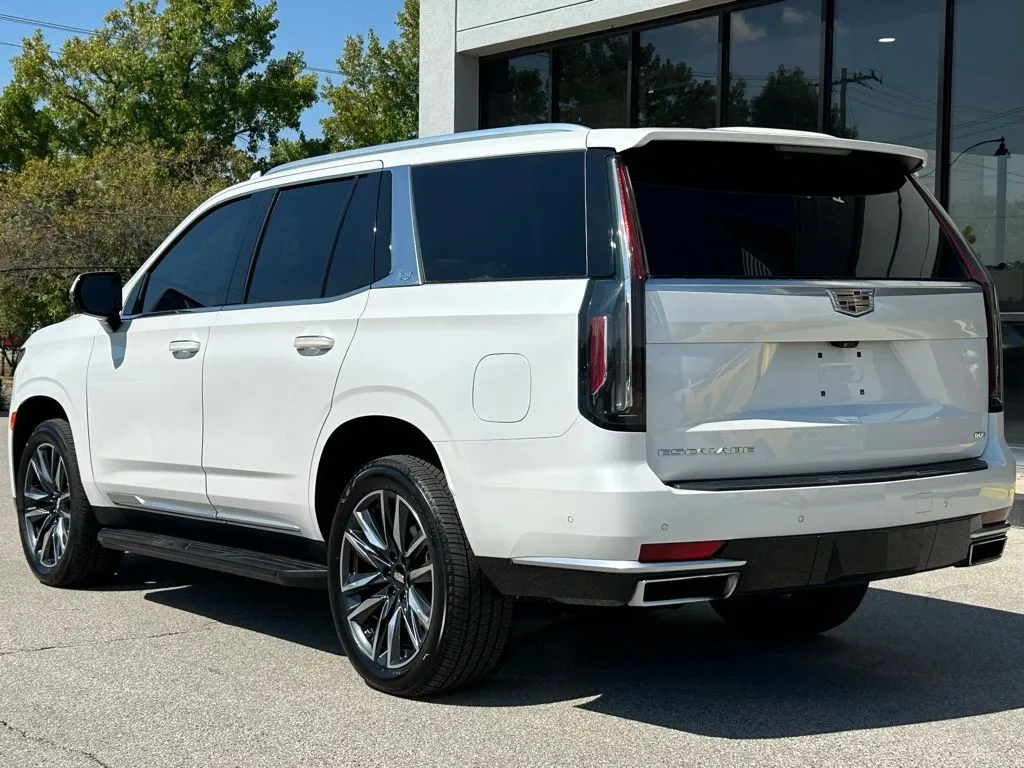 2021 Cadillac Escalade Premium Luxury photo 2
